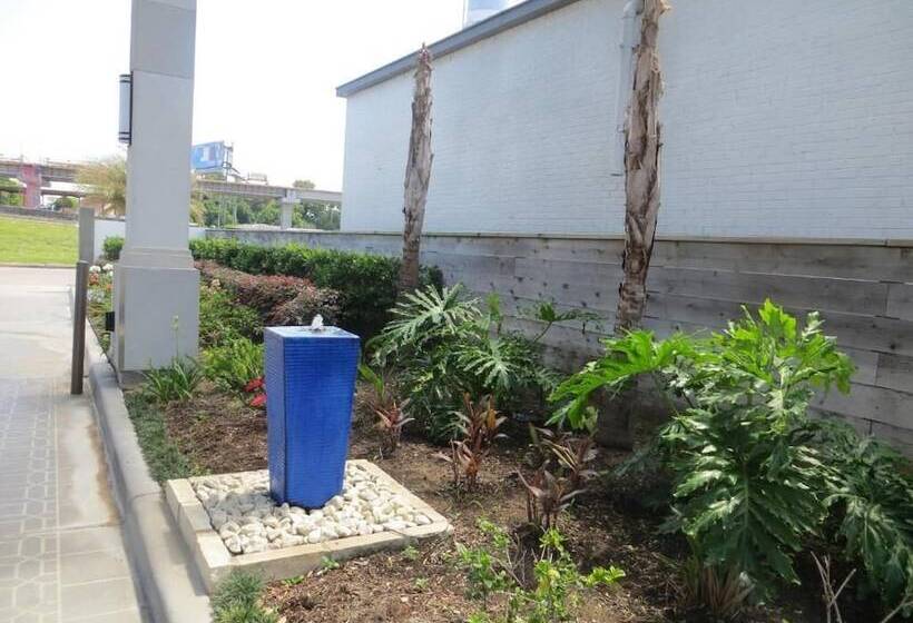 فندق Palace Inn Gulfgate