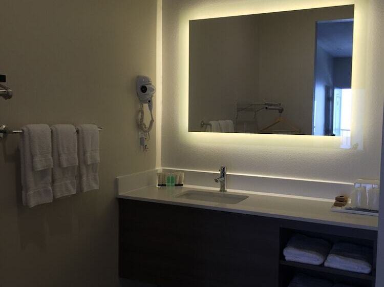 فندق Palace Inn Gulfgate