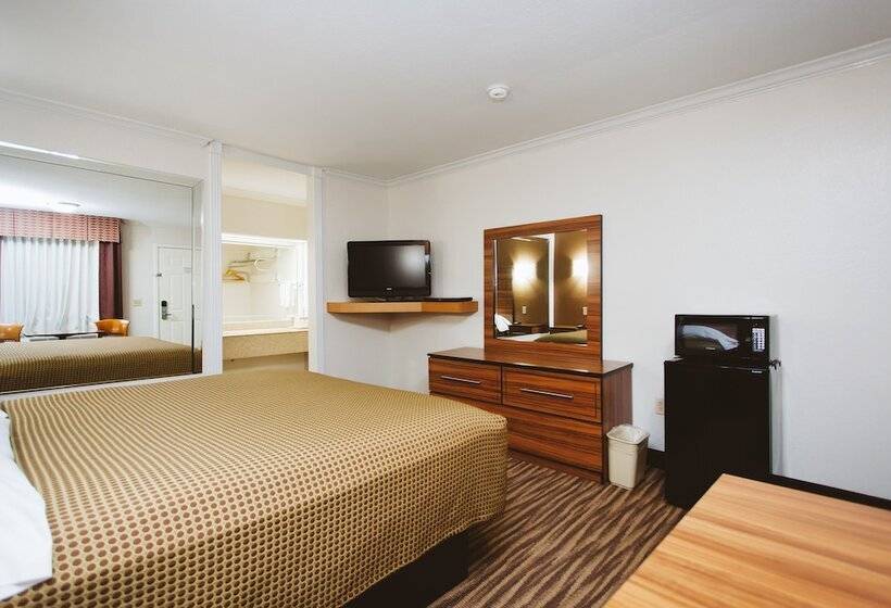 فندق Palace Inn Wayside