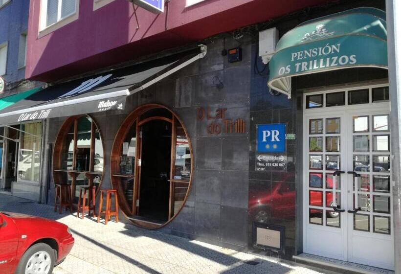 호텔 Pensión Los Trillizos