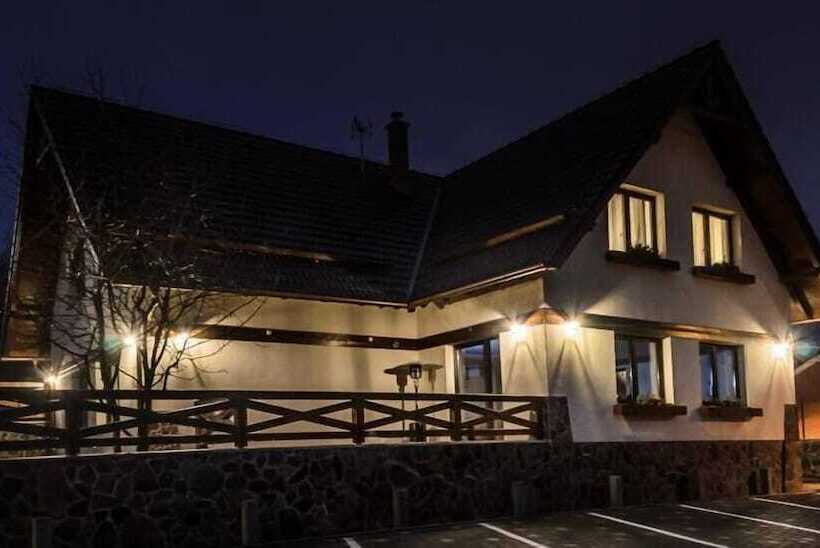 فندق Penzión Darinka