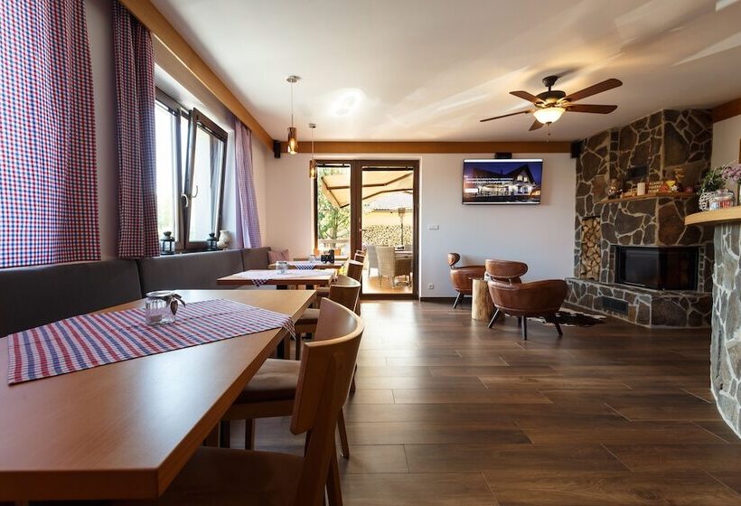 فندق Penzión Darinka