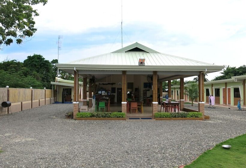 ホテル Relax Divers Bohol