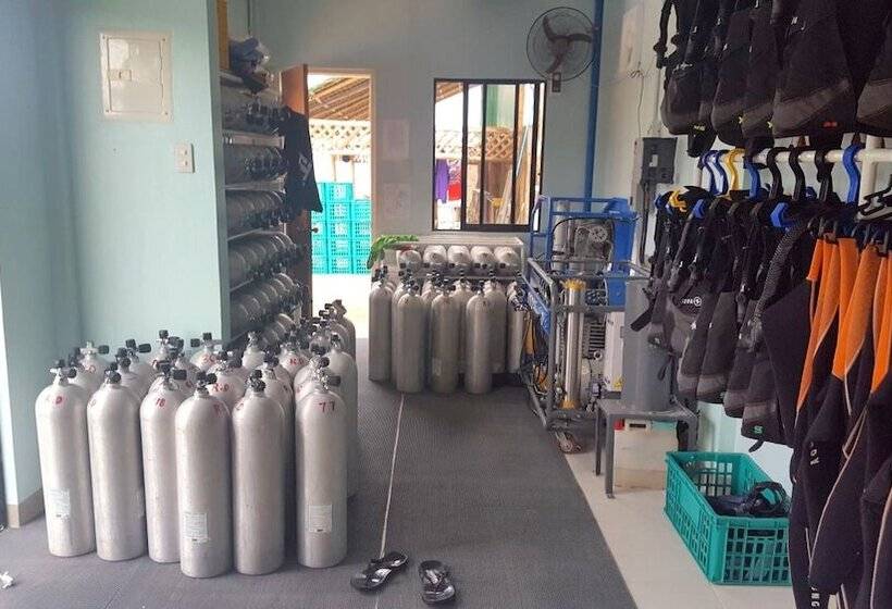 ホテル Relax Divers Bohol