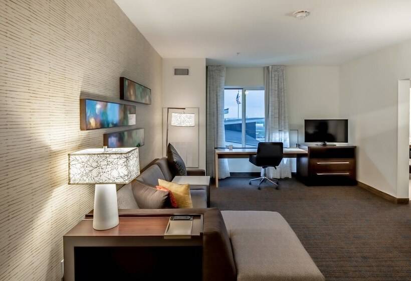هتل Residence Inn By Marriott Dallas At The Canyon