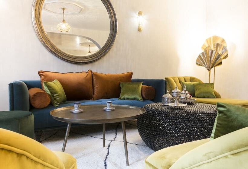 Отель Riad Spa Les Portes De L Orient Tours