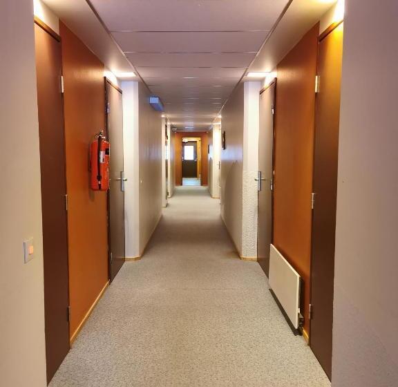 فندق Saariselkä Inn Majatalo Panimo