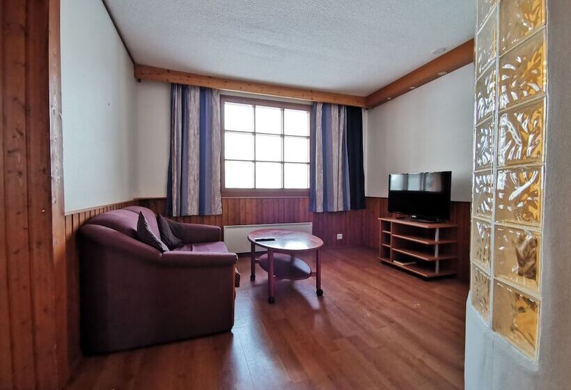 فندق Saariselkä Inn Majatalo Panimo