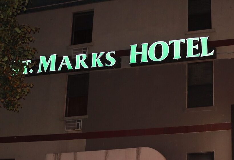 هتل St Marks