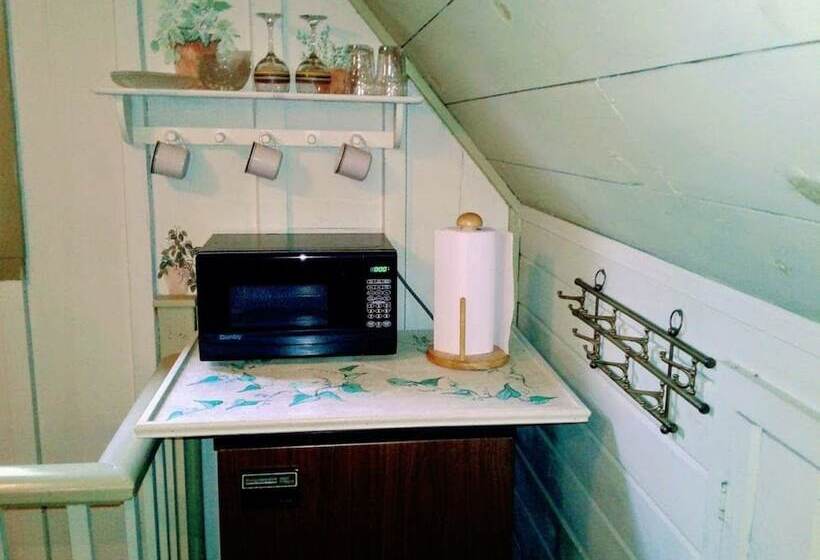 酒店 The Baines House Inn