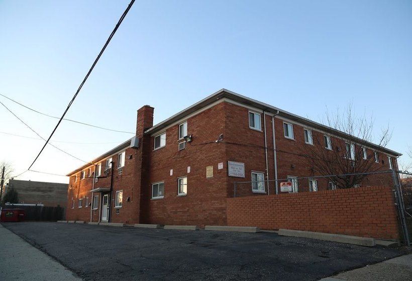 فندق The Dearborn Suites