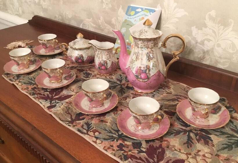 ホテル The Parsonage Inn B&b