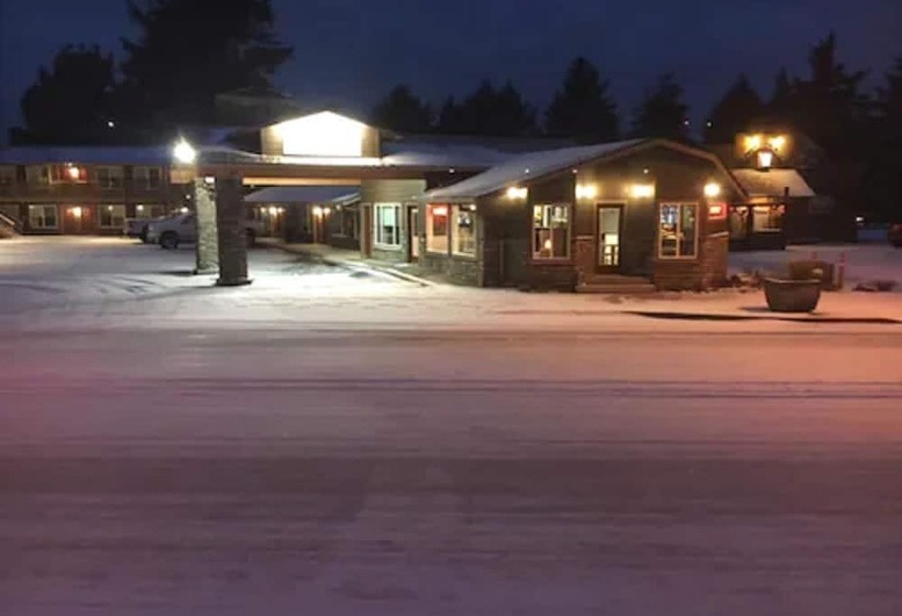 호텔 The Waldport Inn