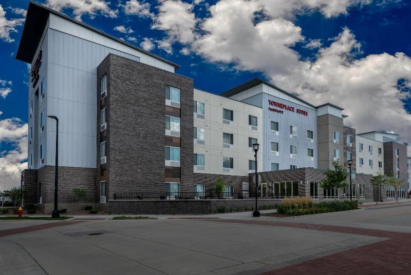 هتل Towneplace Suites By Marriott Milwaukee Oak Creek