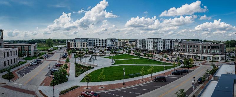 هتل Towneplace Suites By Marriott Milwaukee Oak Creek