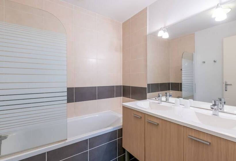 هتل Vacanceole  Les Rives Du Lac