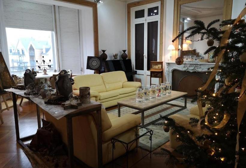 هتل La Villa Ariane