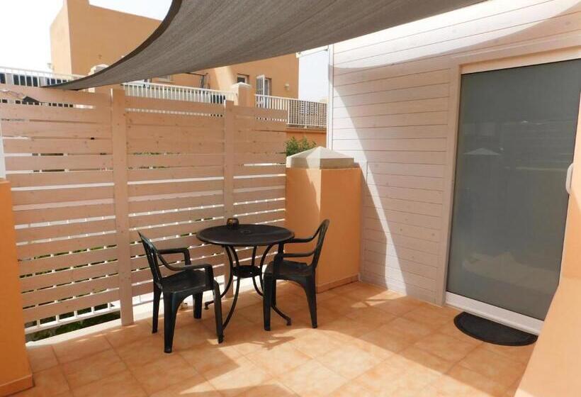 בית מלון כפרי Alojamiento Parque Corralejo