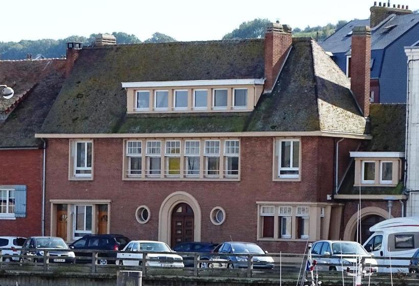 בית מלון כפרי Voiles Et Terrasses By Corinne Résidence Face Au Port