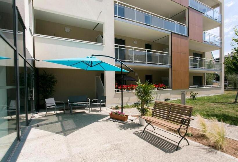 ホテル Zenao Appart Hôtels Mulhouse