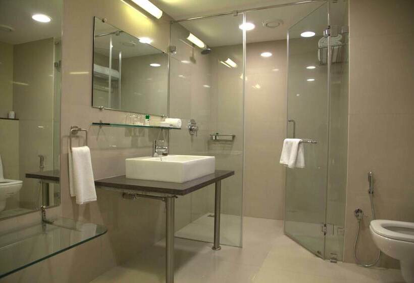 Brilliant Hotel & Convention Center