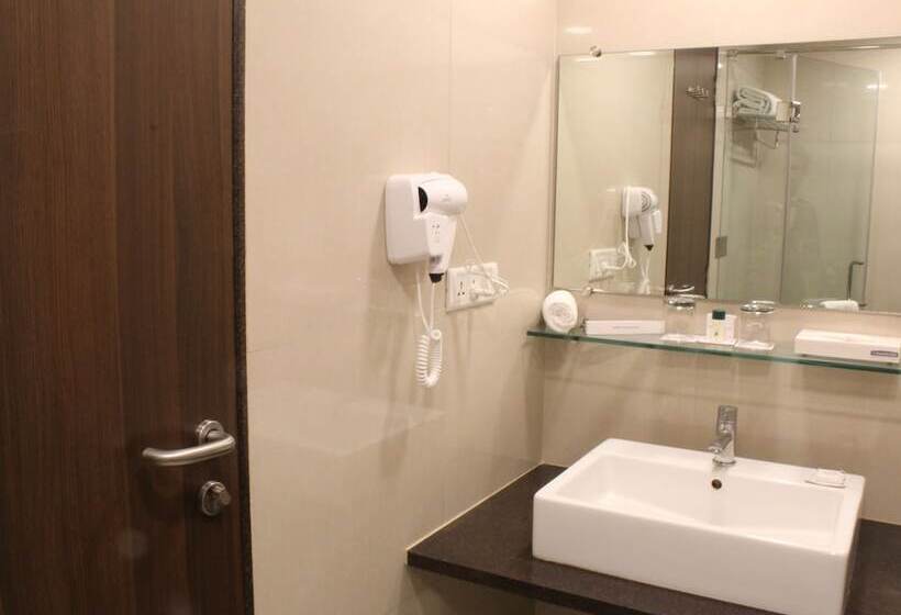 Brilliant Hotel & Convention Center