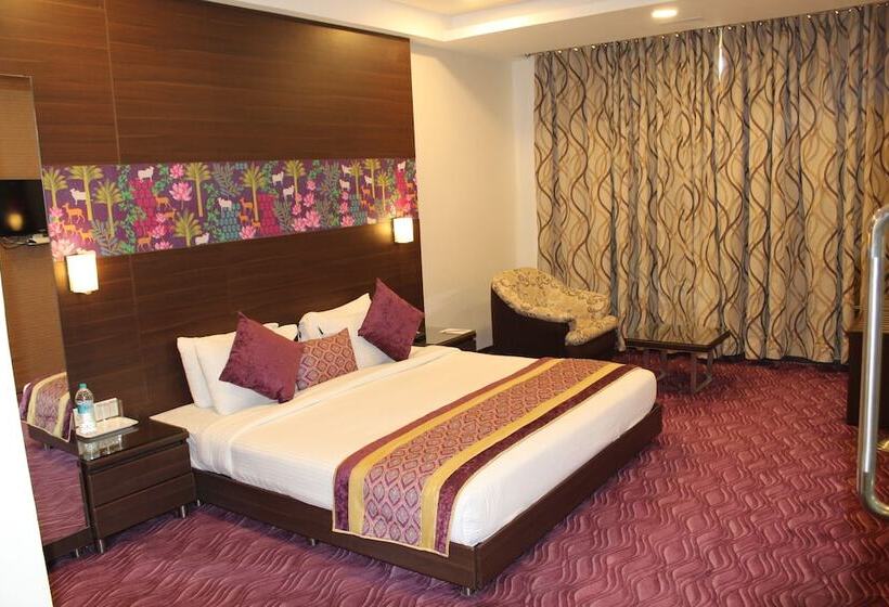 Brilliant Hotel & Convention Center