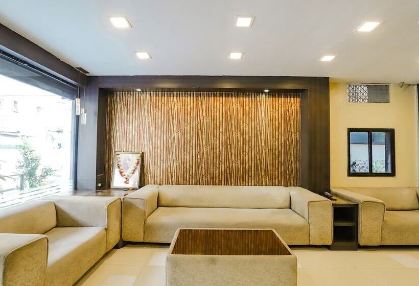 Jk Rooms 127 Hotel Parashar Check In