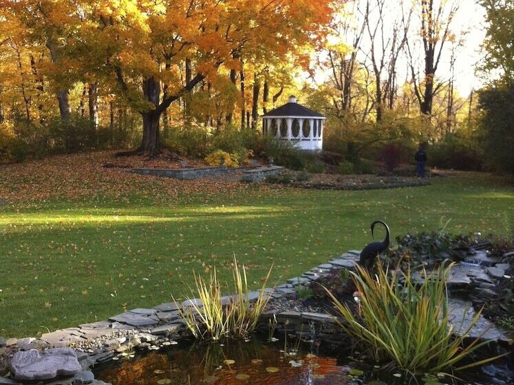 فندق 10 Fitch Luxurious Romantic Inn