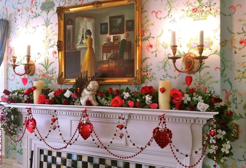 فندق 10 Fitch Luxurious Romantic Inn