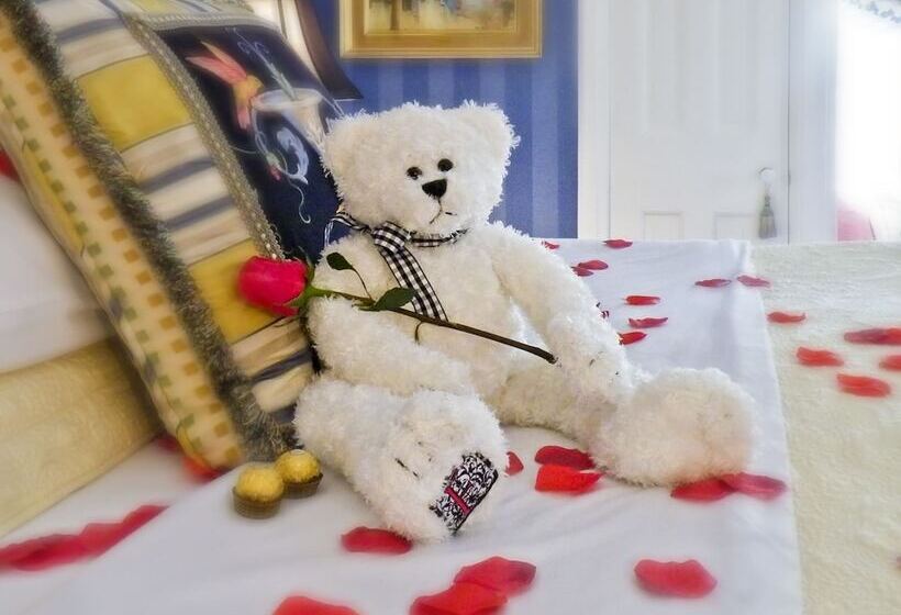 فندق 10 Fitch Luxurious Romantic Inn