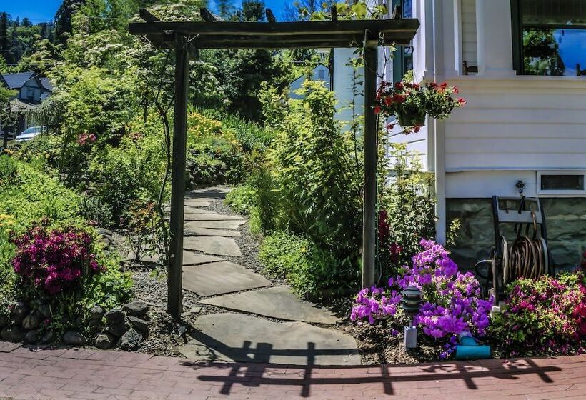 فندق Abigail S Bed And Breakfast Inn