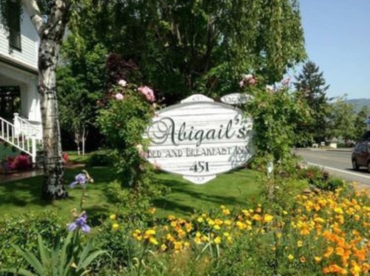 فندق Abigail S Bed And Breakfast Inn