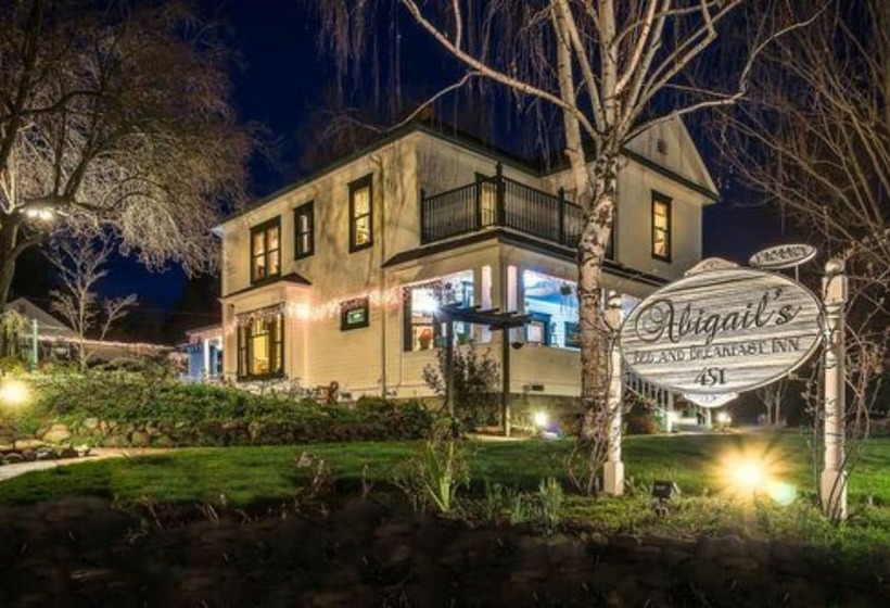 فندق Abigail S Bed And Breakfast Inn