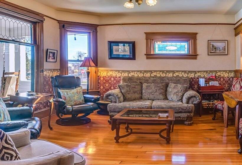 فندق Abigail S Bed And Breakfast Inn