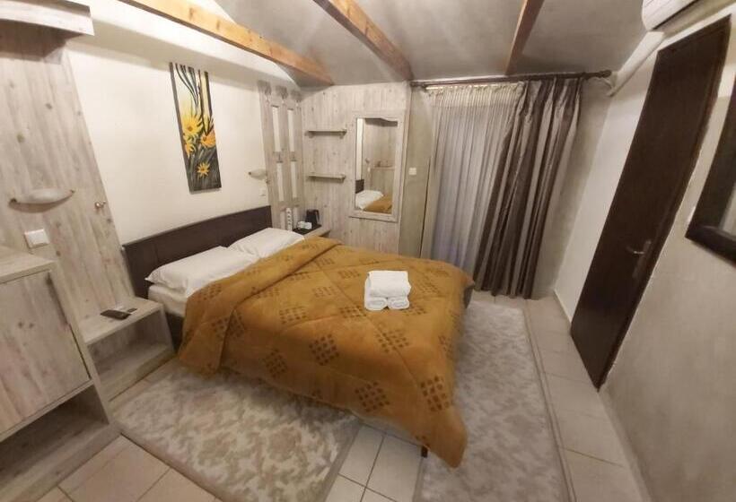 فندق Aeolic Star