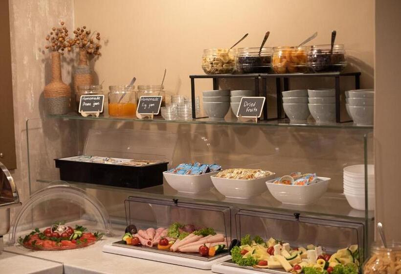 בית מלון כפרי Akropol