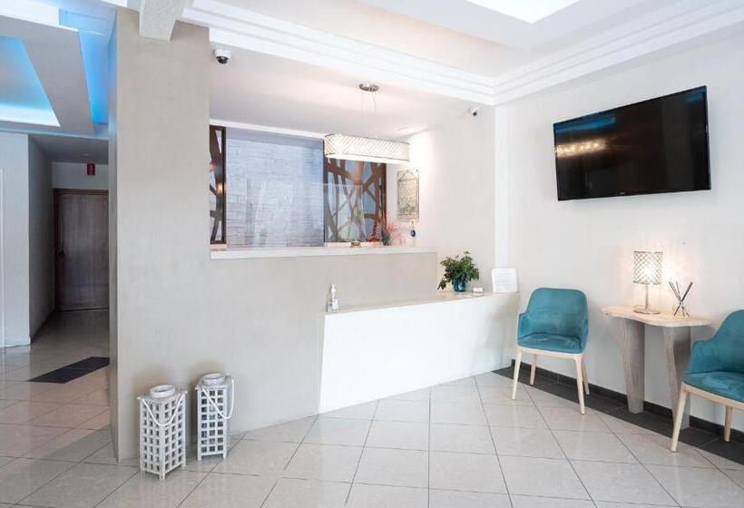 בית מלון כפרי Akropol