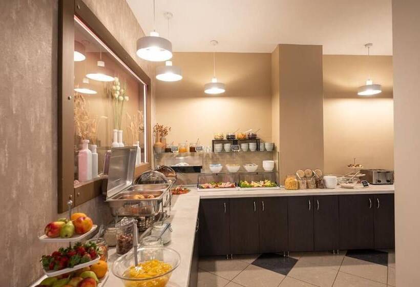 בית מלון כפרי Akropol