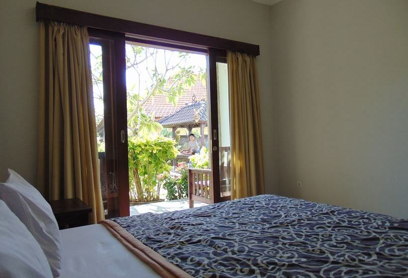 호텔 Baik Baik Homestay