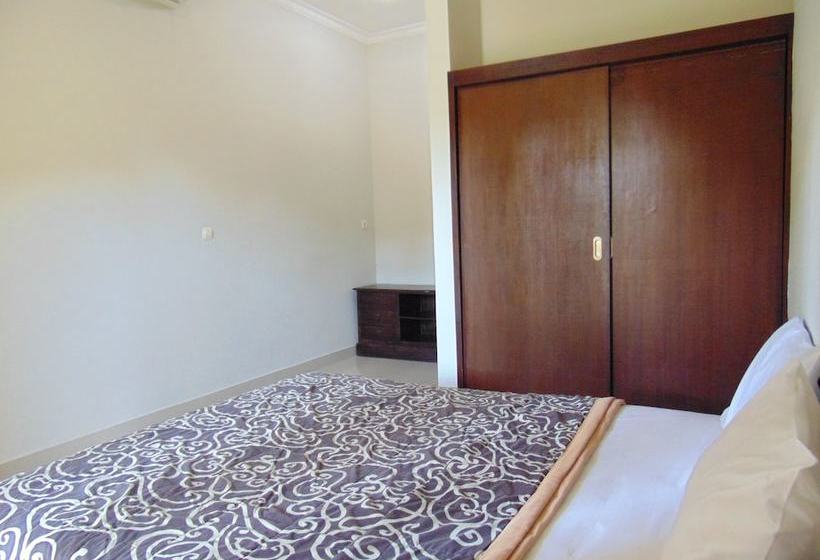 ホテル Baik Baik Homestay