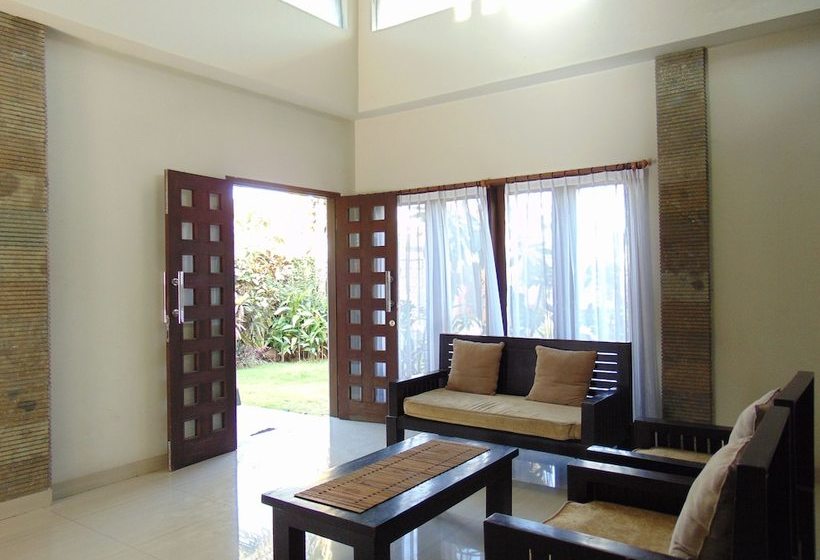 ホテル Baik Baik Homestay