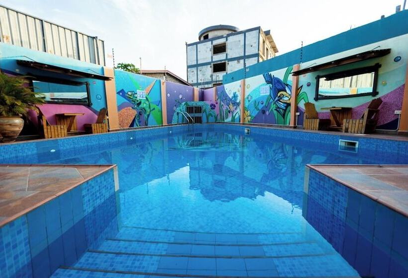 هتل Bays Luxury Lodge