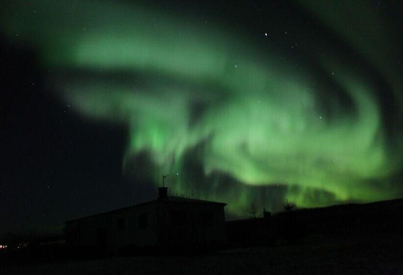 هتل Bessastadir Guesthouse