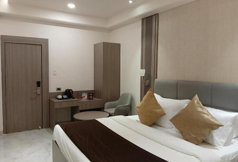 Отель Bk Castles