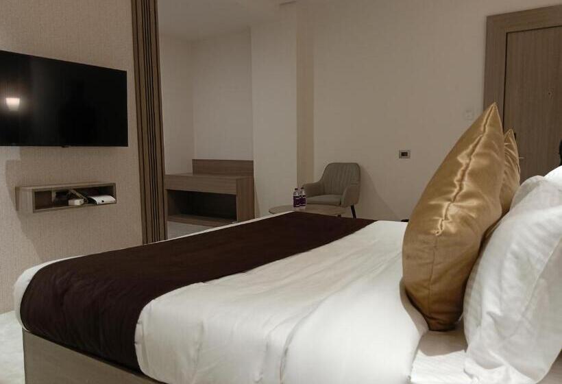 Отель Bk Castles