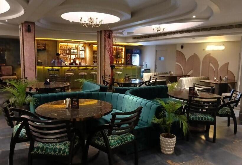 Отель Bk Castles