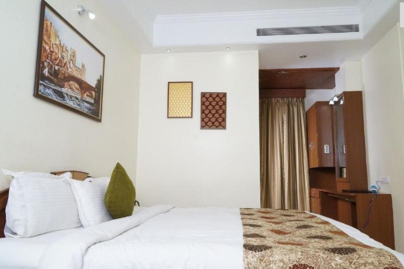 Отель Bk Castles