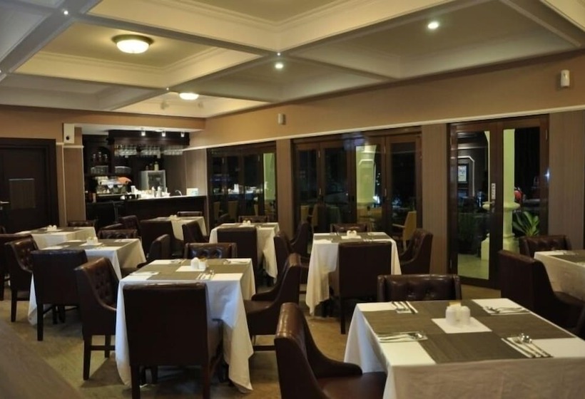 Отель Casa De Wanea