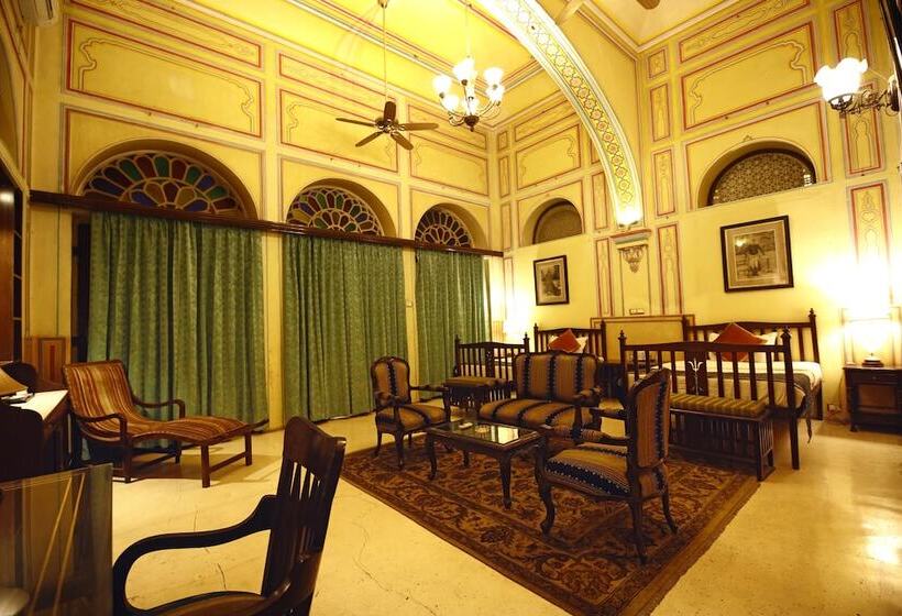 호텔 Castle Kanota